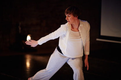 Tara Baker in Hacking Choreography 2.0 by Kate Sicchio, Nick Rothwell & Tara Baker © David Lindsay