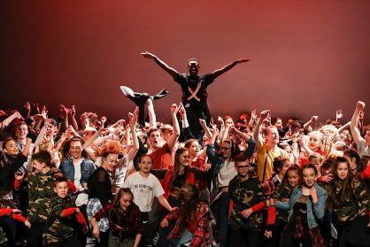 Main Stage finale at FRESH 2018, York Theatre Royal © Brian Slater for Yorkshire Dance